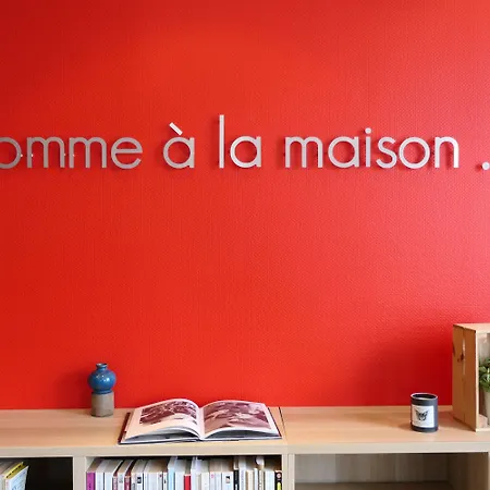 Et Marin Hotel Laval (Mayenne)