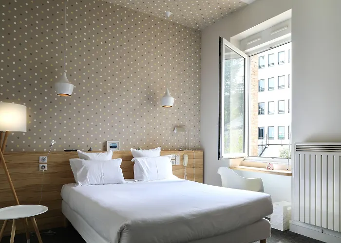 Et Marin Hotel Laval (Mayenne)