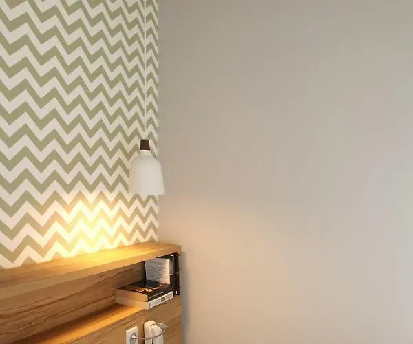 Et Marin Hotel Laval (Mayenne)