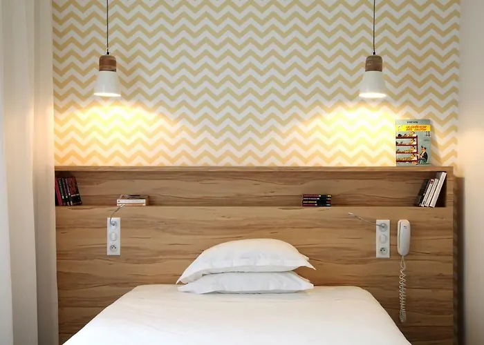 Et Marin Hotel Laval (Mayenne)